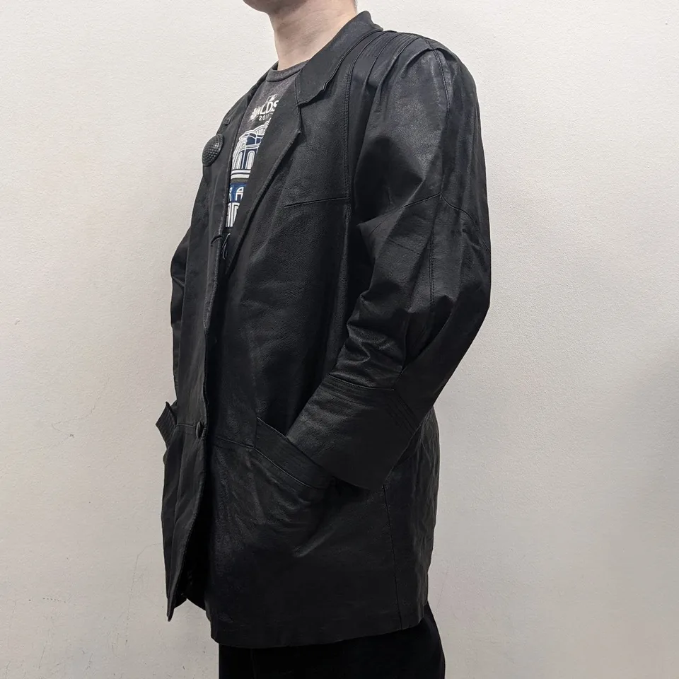 Кожаная куртка (XL) — архивная находка
