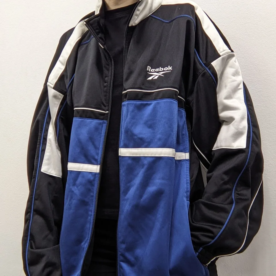 Олимпийка Reebok (L) — архивная находка