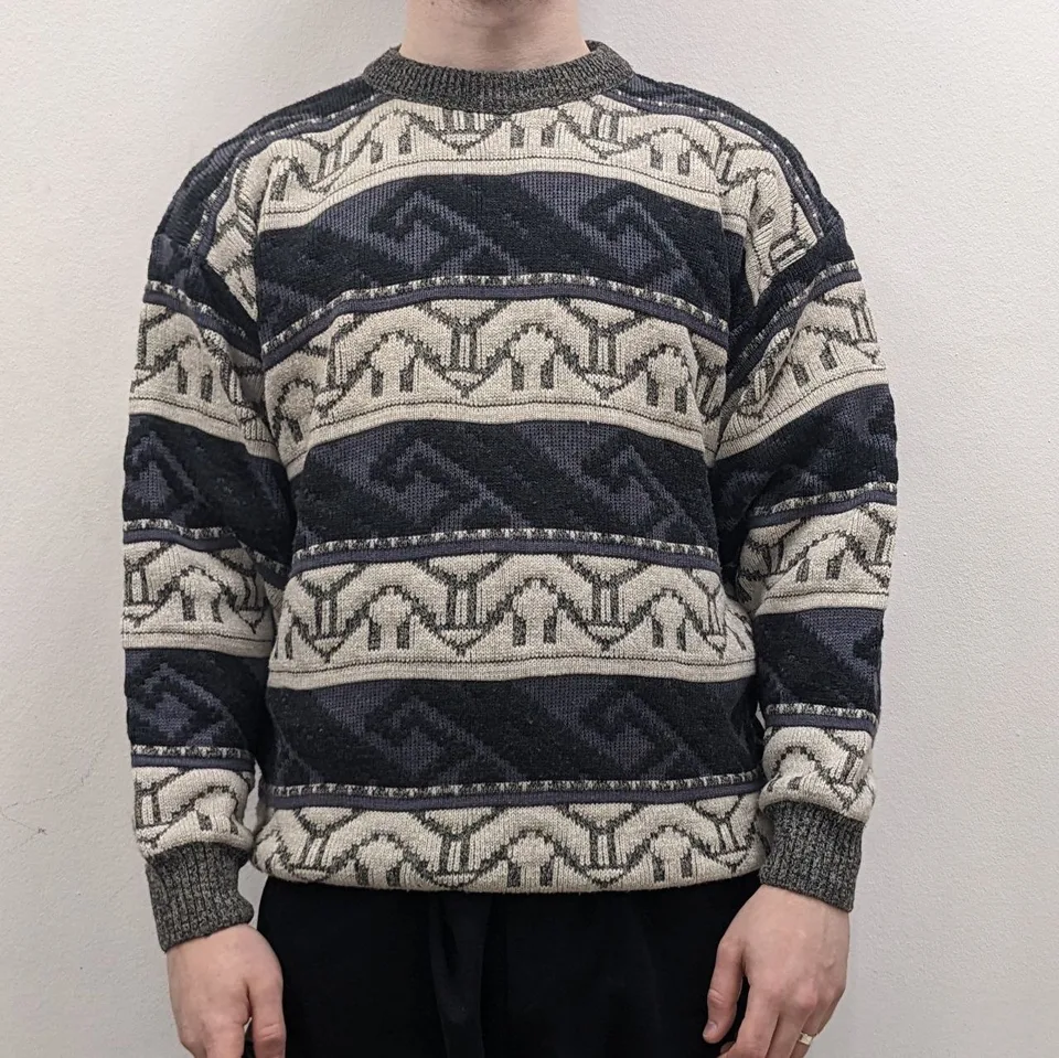 Свитер винтаж (XL) — архивная находка
