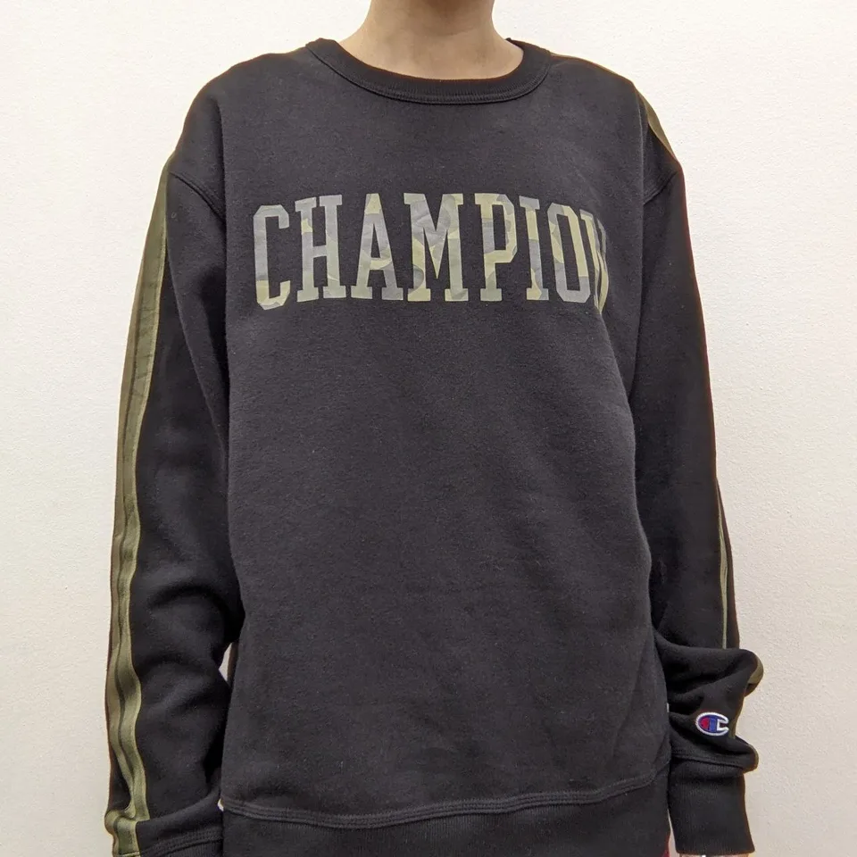 Свитшот Champion (M) — архивная находка