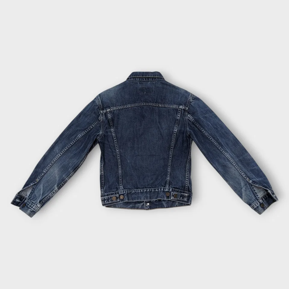 Женская джинсовка Levi's (M) — архивная находка